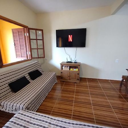Casa Amarela Da Prainha De Mambucaba - 6 Pessoas Villa Araquari Exteriör bild