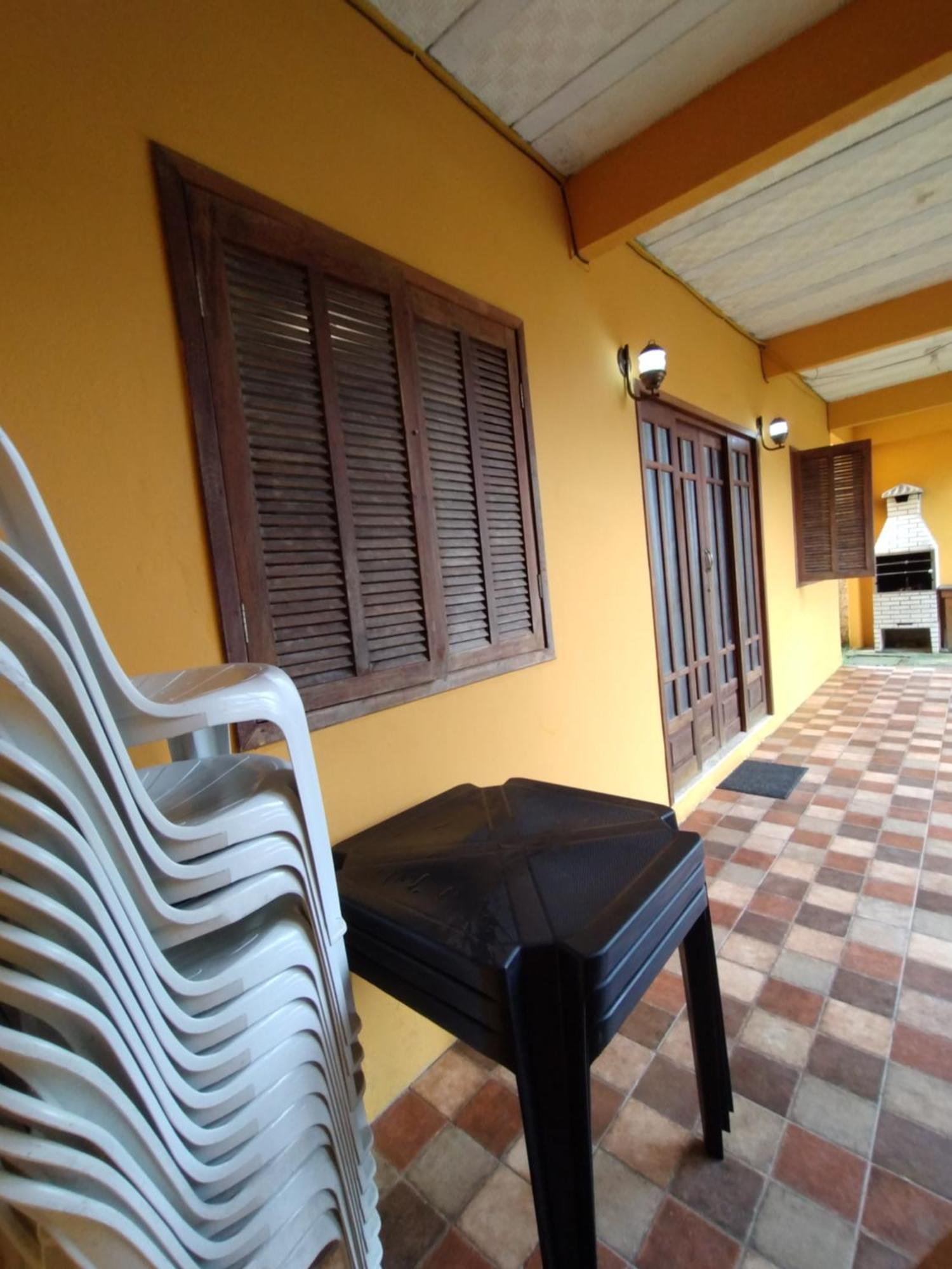 Casa Amarela Da Prainha De Mambucaba - 6 Pessoas Villa Araquari Exteriör bild
